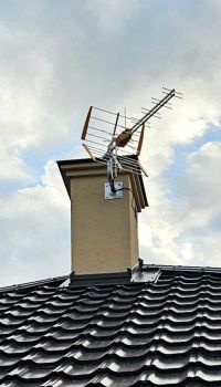 MONTAZ ANTENY NAZIEMNEJ DVBT MONTAZ ANTENY NAZIEMNEJ DVBT